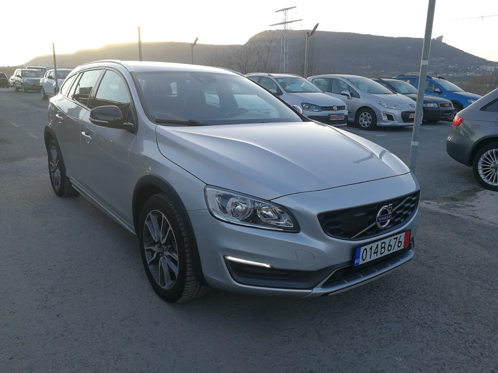 Volvo V60 Cross Country 2.4 D5 4x4 - изображение 3