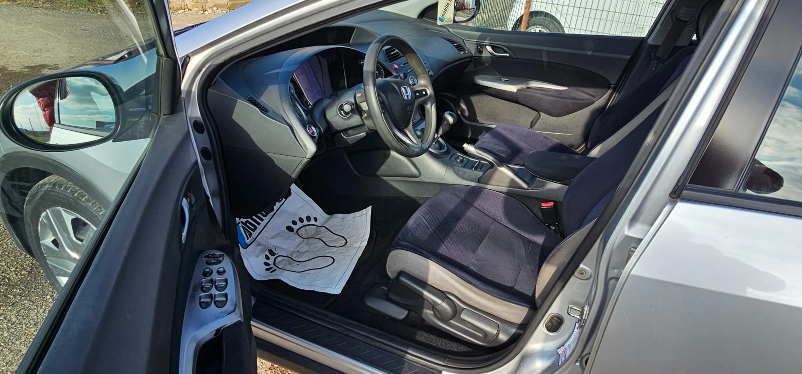 Honda Civic 1.4i 83кс 3D километраж | Mobile.bg — изображение 12