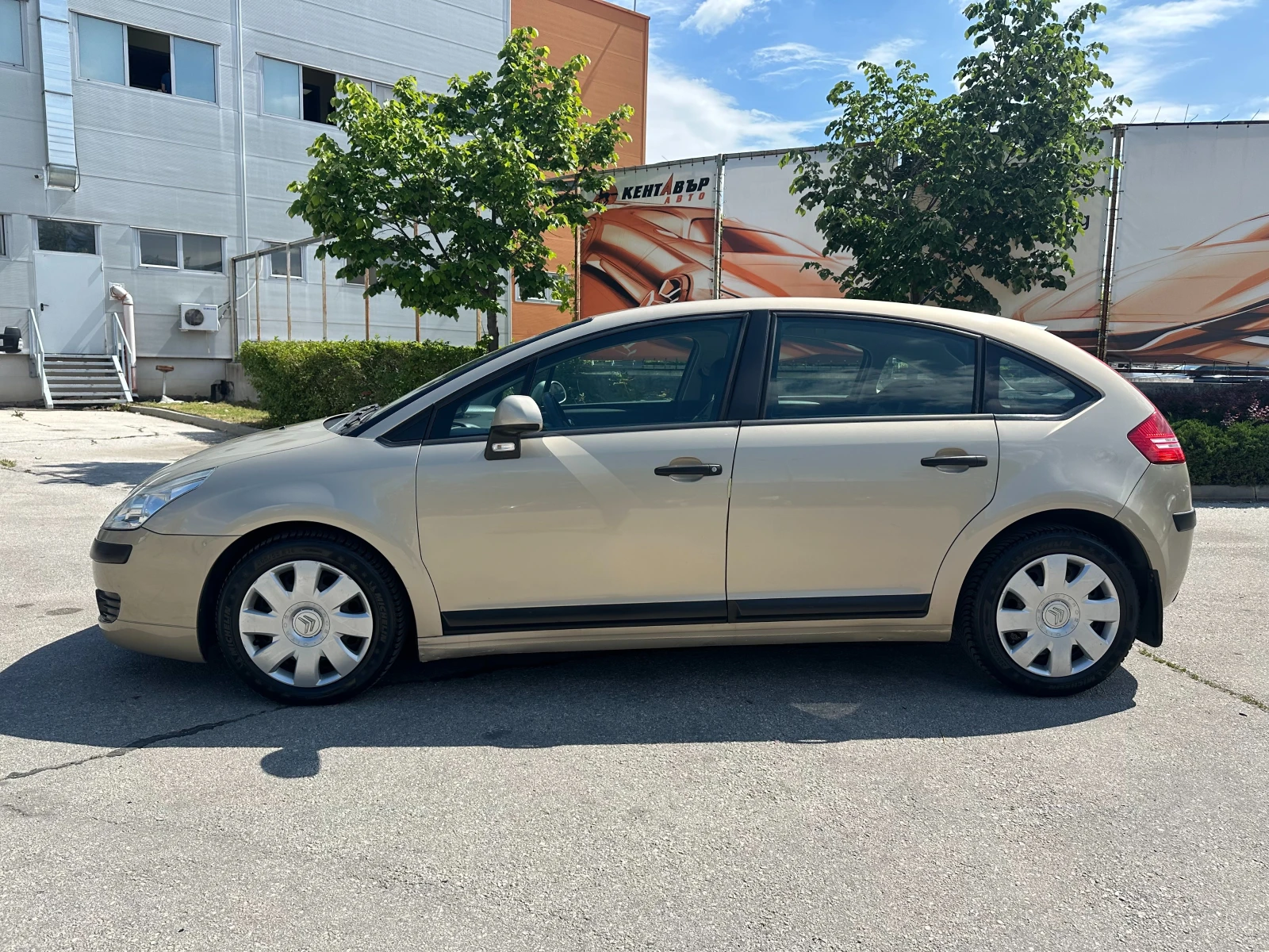 Citroen C4 1.6d 90 к.с. - изображение 2