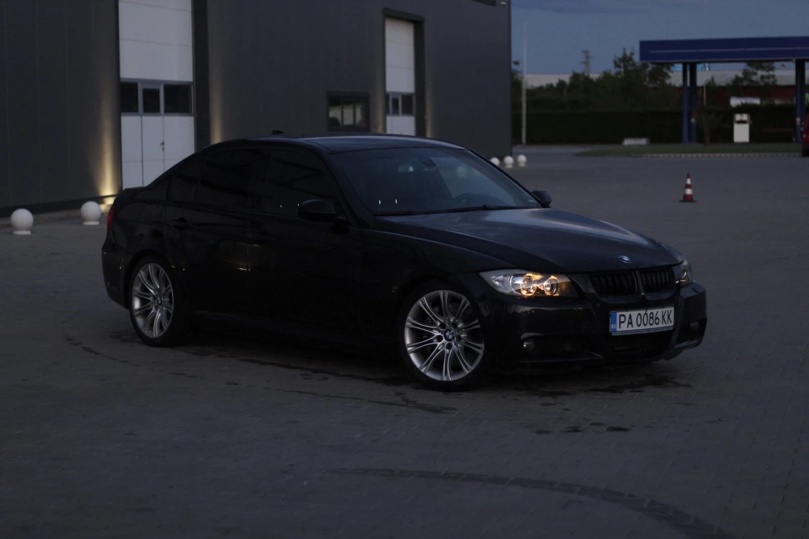 BMW 330  - изображение 3