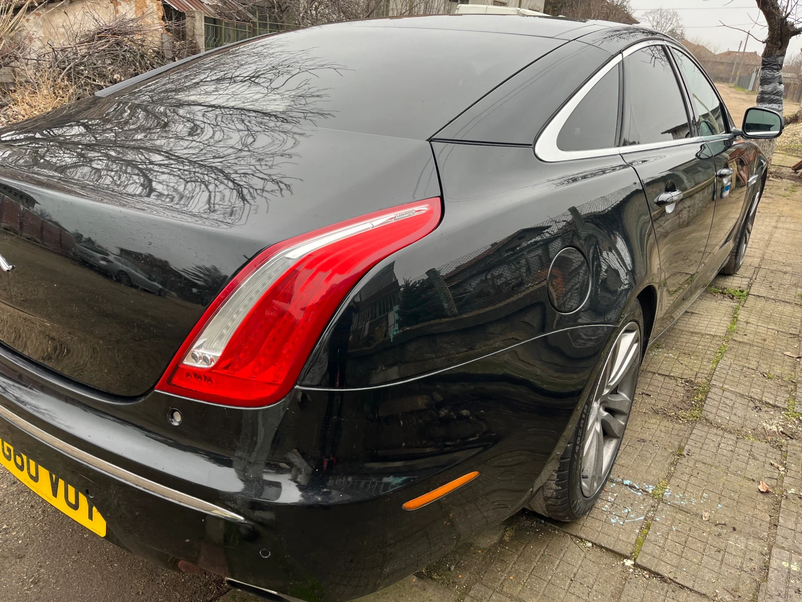 Jaguar Xj  - изображение 4