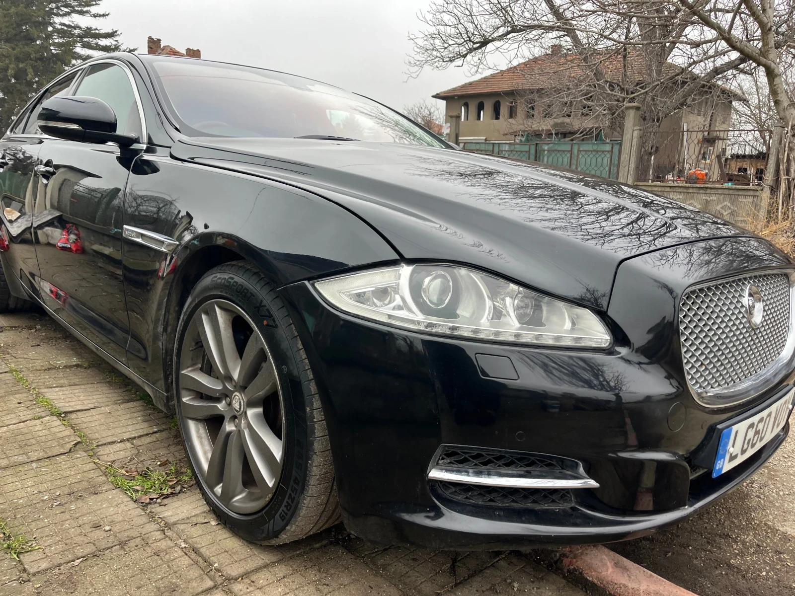 Jaguar Xj  - изображение 3
