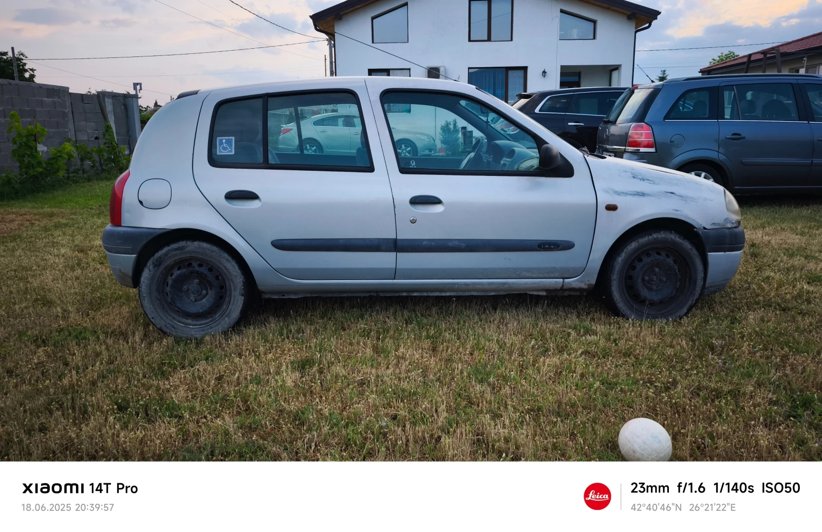 Renault Clio 1.4 - изображение 5