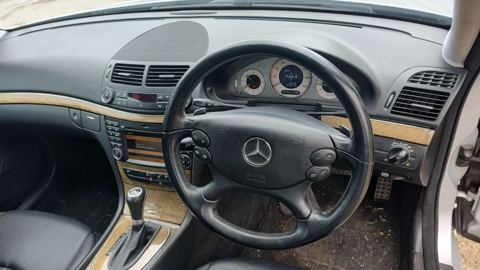Mercedes-Benz E 320 на ЧАСТИ  - изображение 9