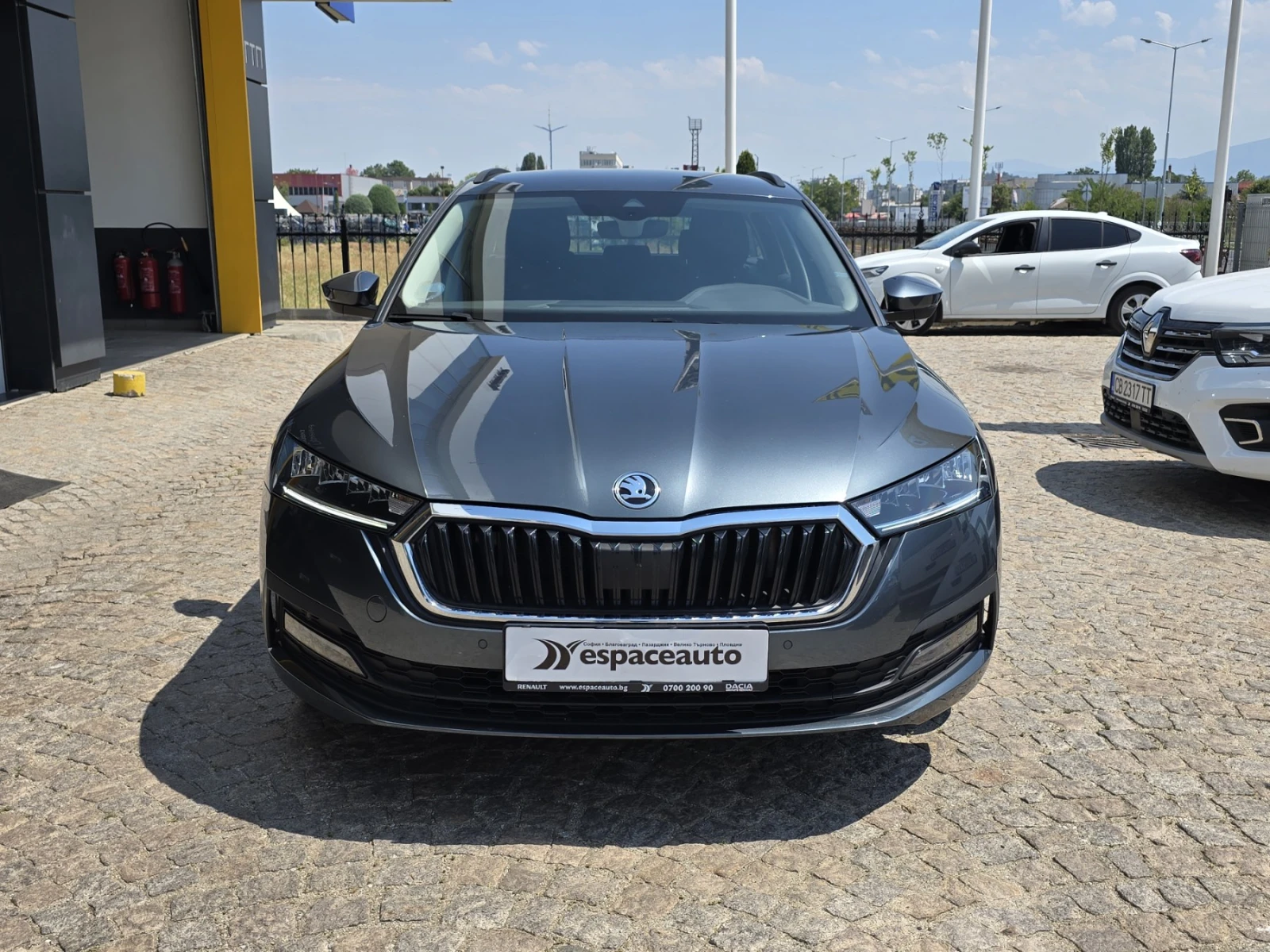 Skoda Octavia 2.0TDI/DSG/150к.с. - изображение 2