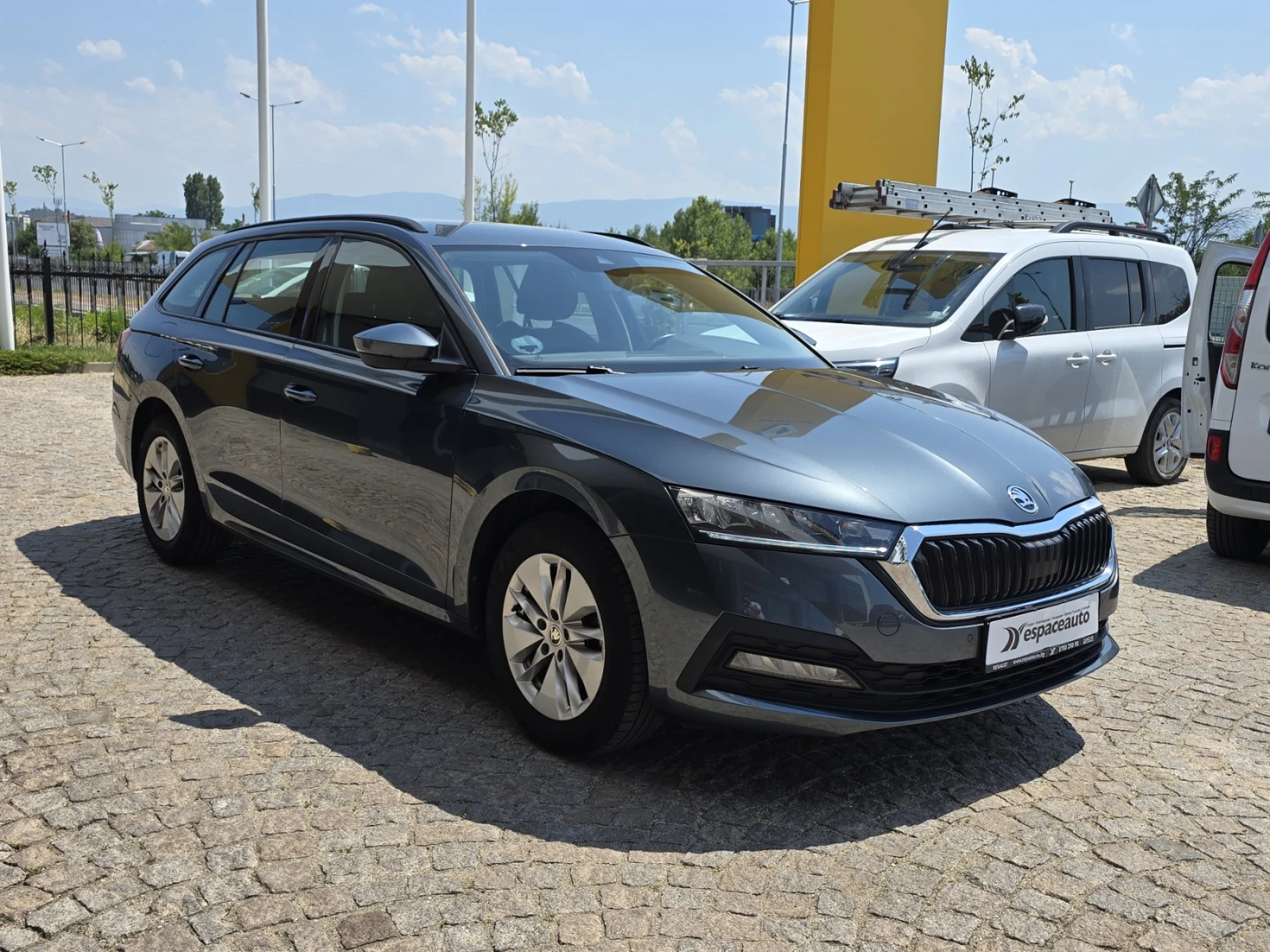 Skoda Octavia 2.0TDI/DSG/150к.с. - изображение 3