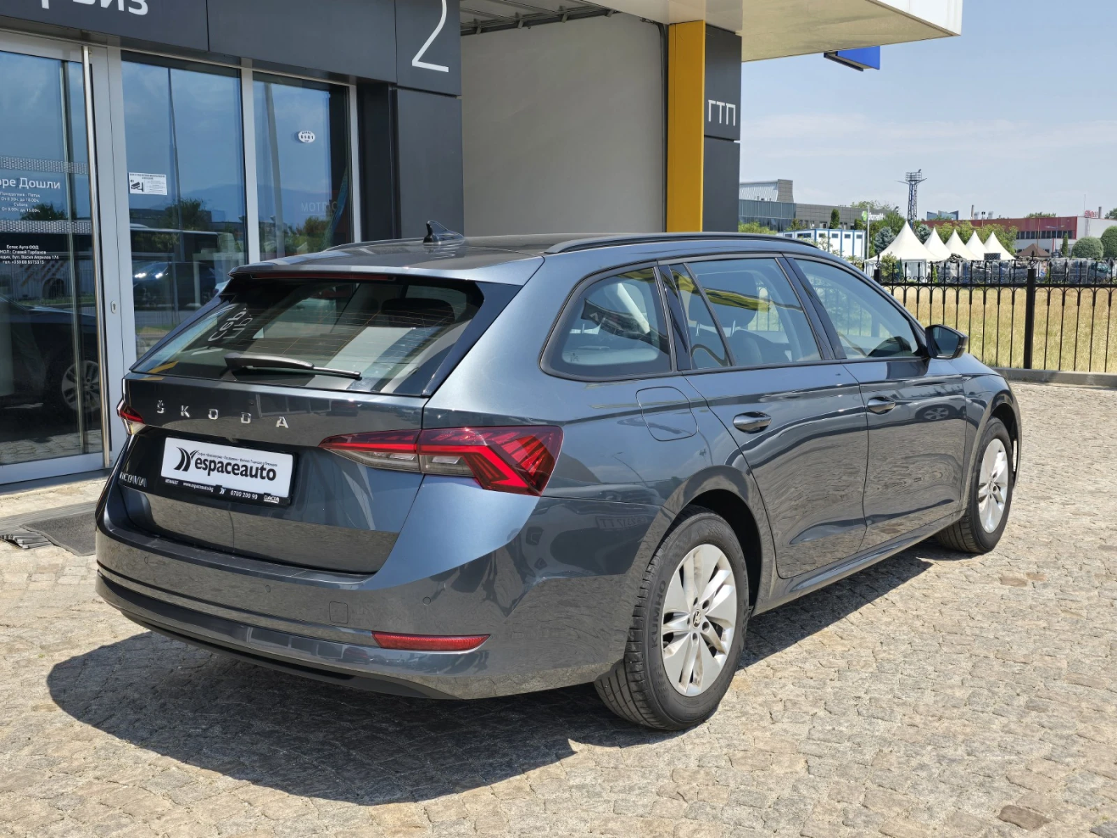 Skoda Octavia 2.0TDI/DSG/150к.с. - изображение 5