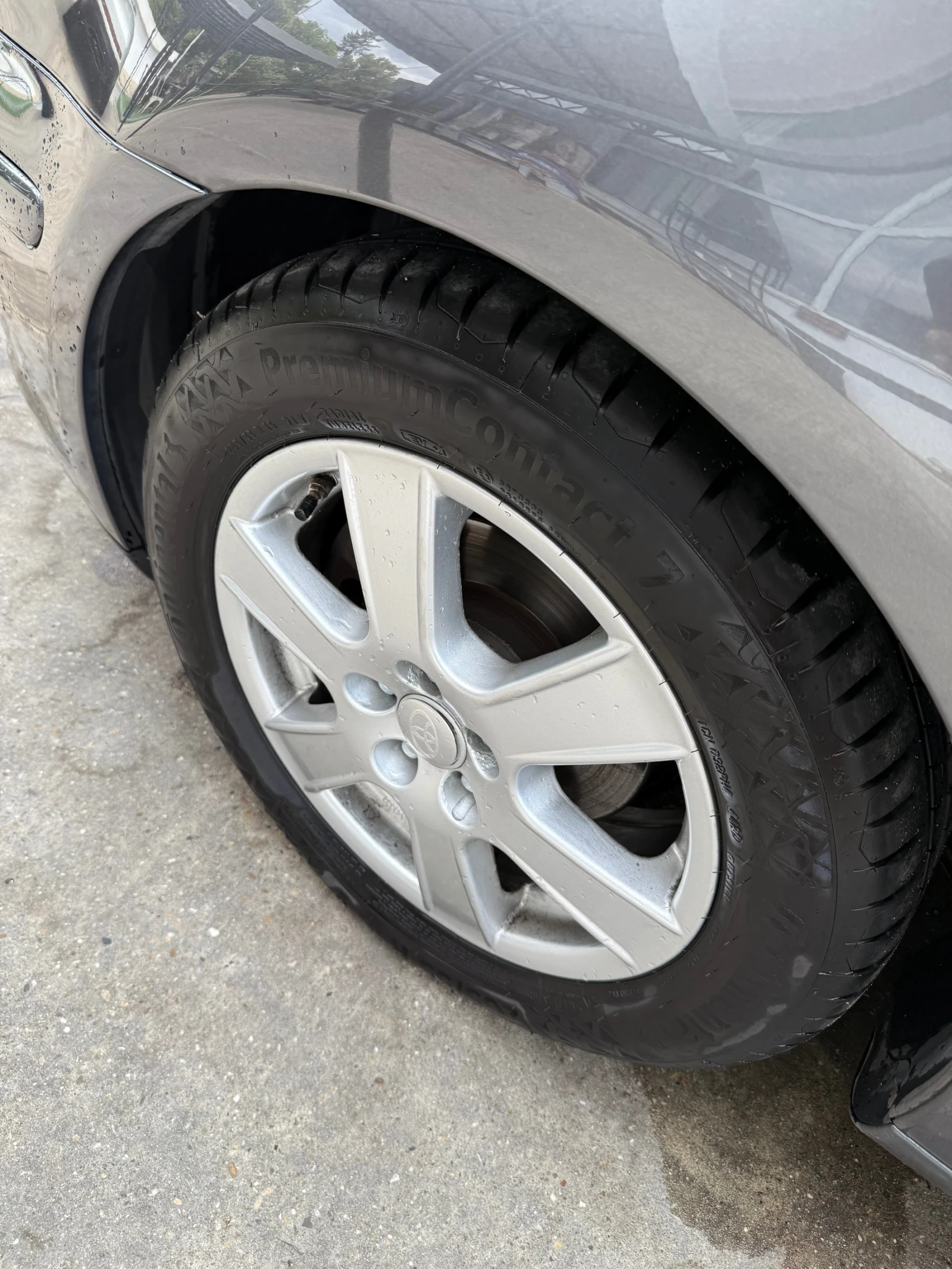 Toyota Avensis  - изображение 4