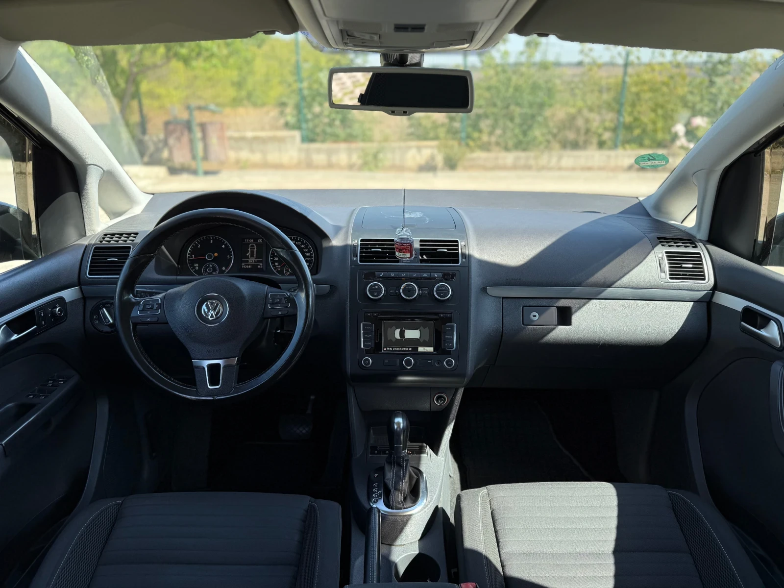 VW Touran CUP 2.0 TDI DSG! - изображение 8