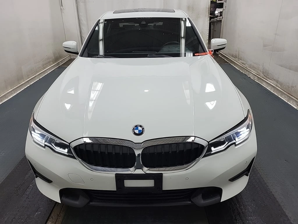 BMW 330 * 330I XDRIVE * CARFAX * БЕЗ ПЪРВОНАЧАЛНА ВНОСКА - изображение 8