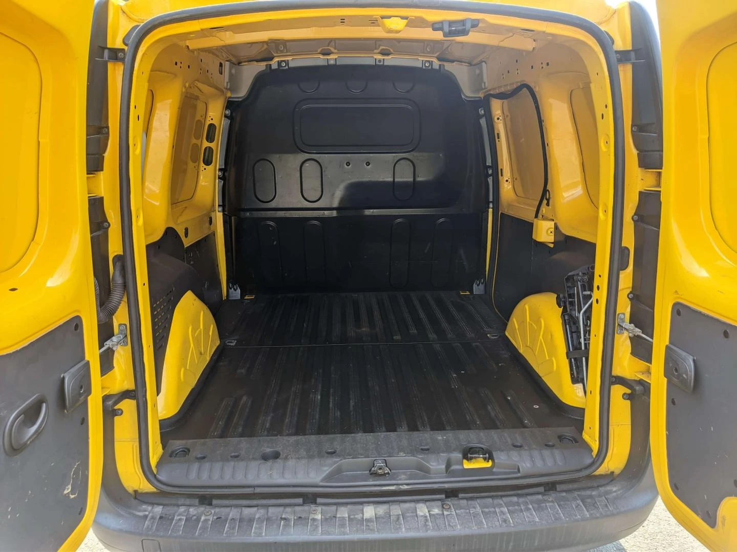 Renault Kangoo 1.5DCI - изображение 10