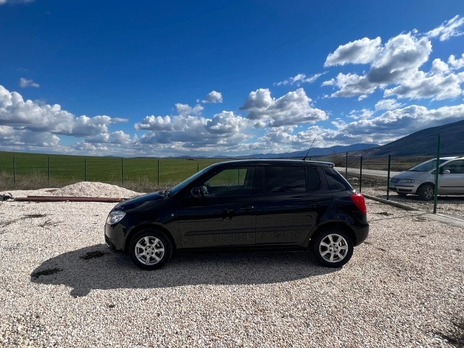 Skoda Fabia 1.4 benzin, снимка 2 - Автомобили и джипове - 53816299