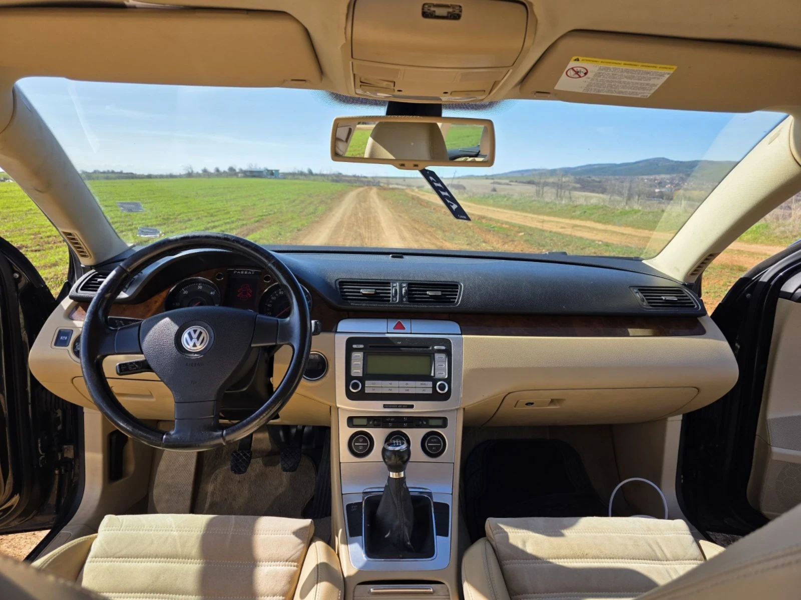 VW Passat, снимка 8 - Автомобили и джипове - 53835899