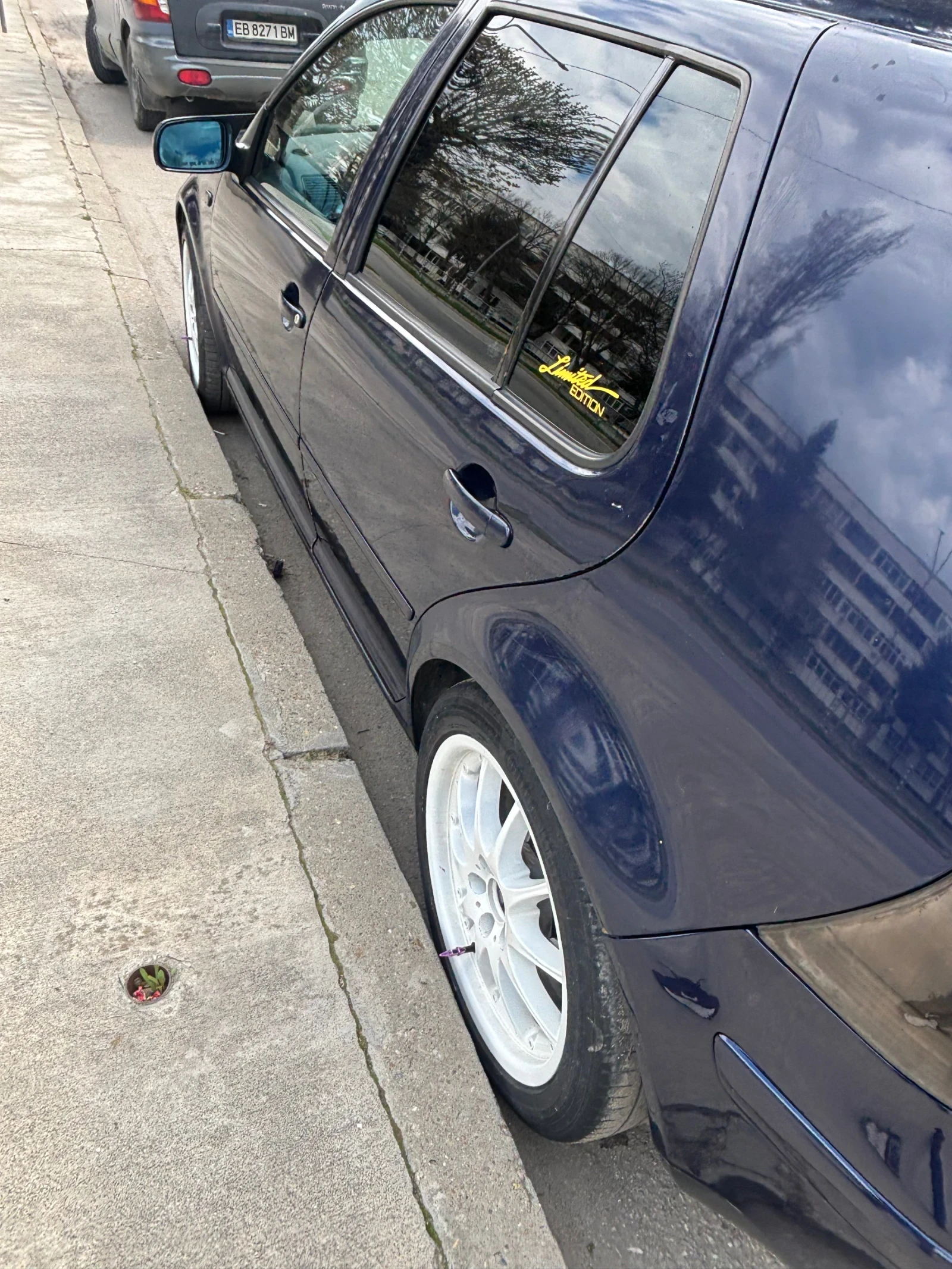 VW Golf, снимка 3 - Автомобили и джипове - 54487730