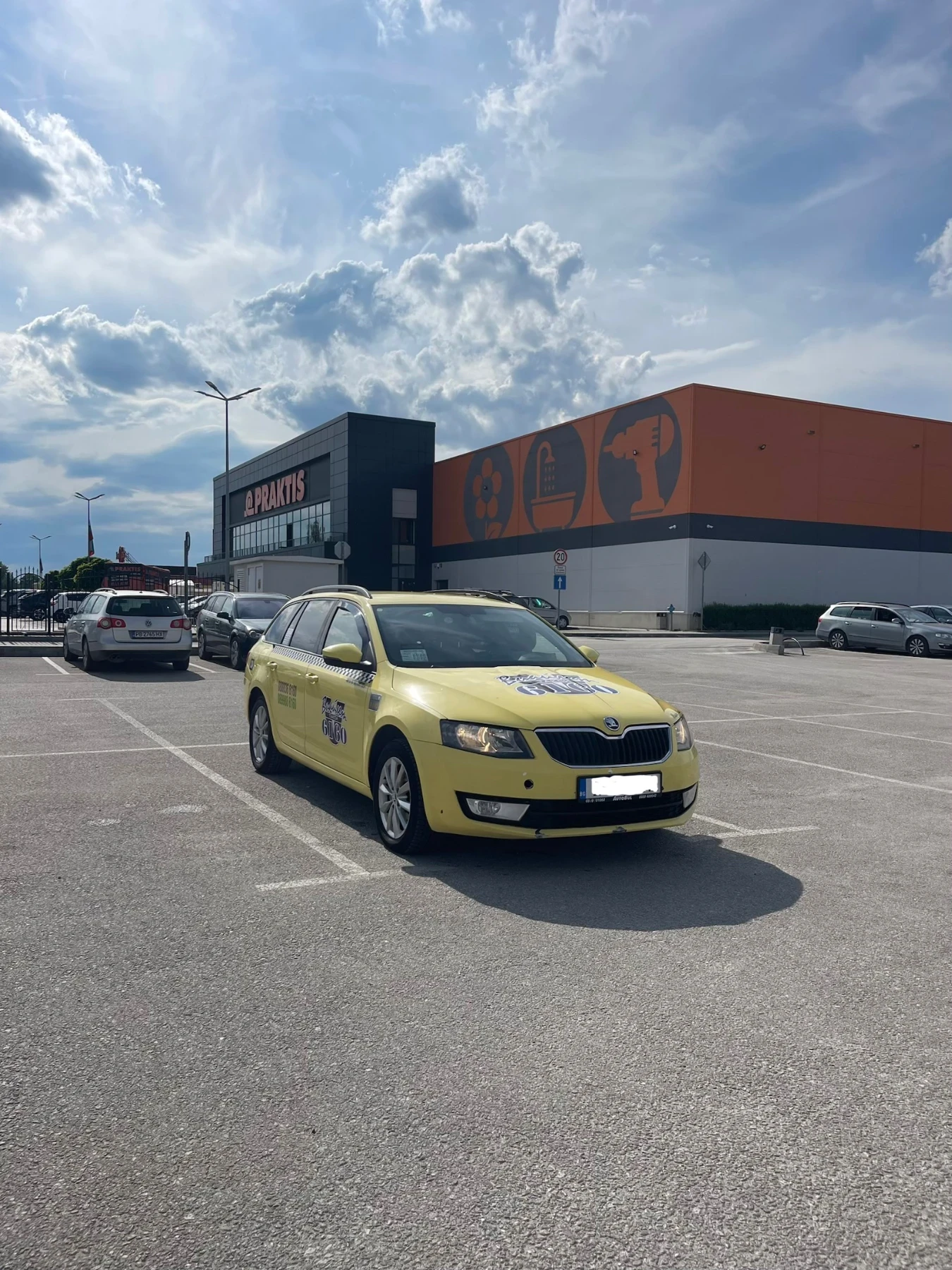 Skoda Octavia, снимка 4 - Автомобили и джипове - 54495645