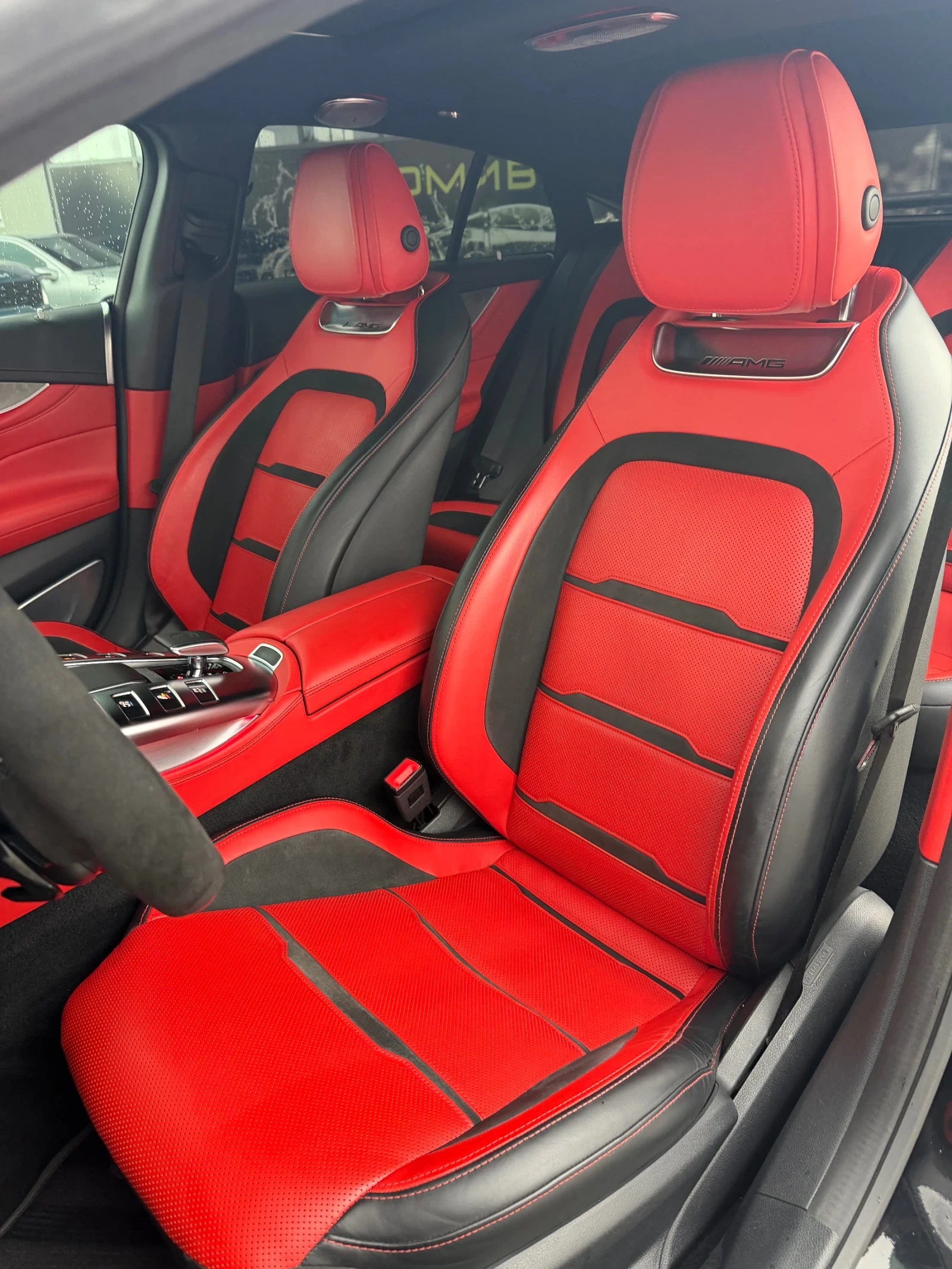 Mercedes-Benz AMG GT 43/BURMESTER 4D/FULL MAX/LIZING, снимка 10 - Автомобили и джипове - 54889781