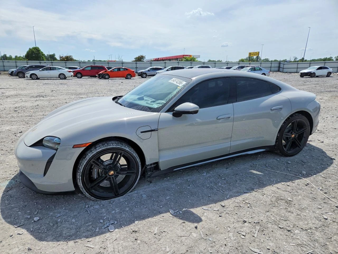 Porsche Taycan 4S, снимка 3 - Автомобили и джипове - 55393727