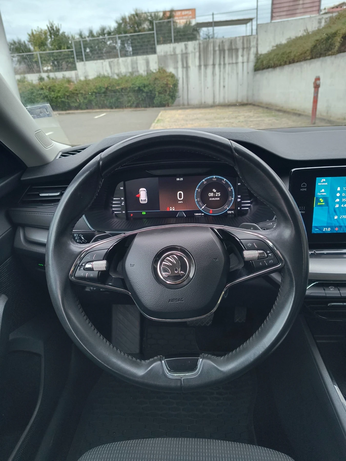 Skoda Octavia 2.0 TDI  DIGITAL COCKPIT, снимка 14 - Автомобили и джипове - 56184864