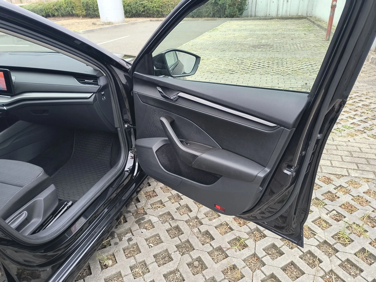 Skoda Octavia 2.0 TDI  DIGITAL COCKPIT, снимка 16 - Автомобили и джипове - 56184864