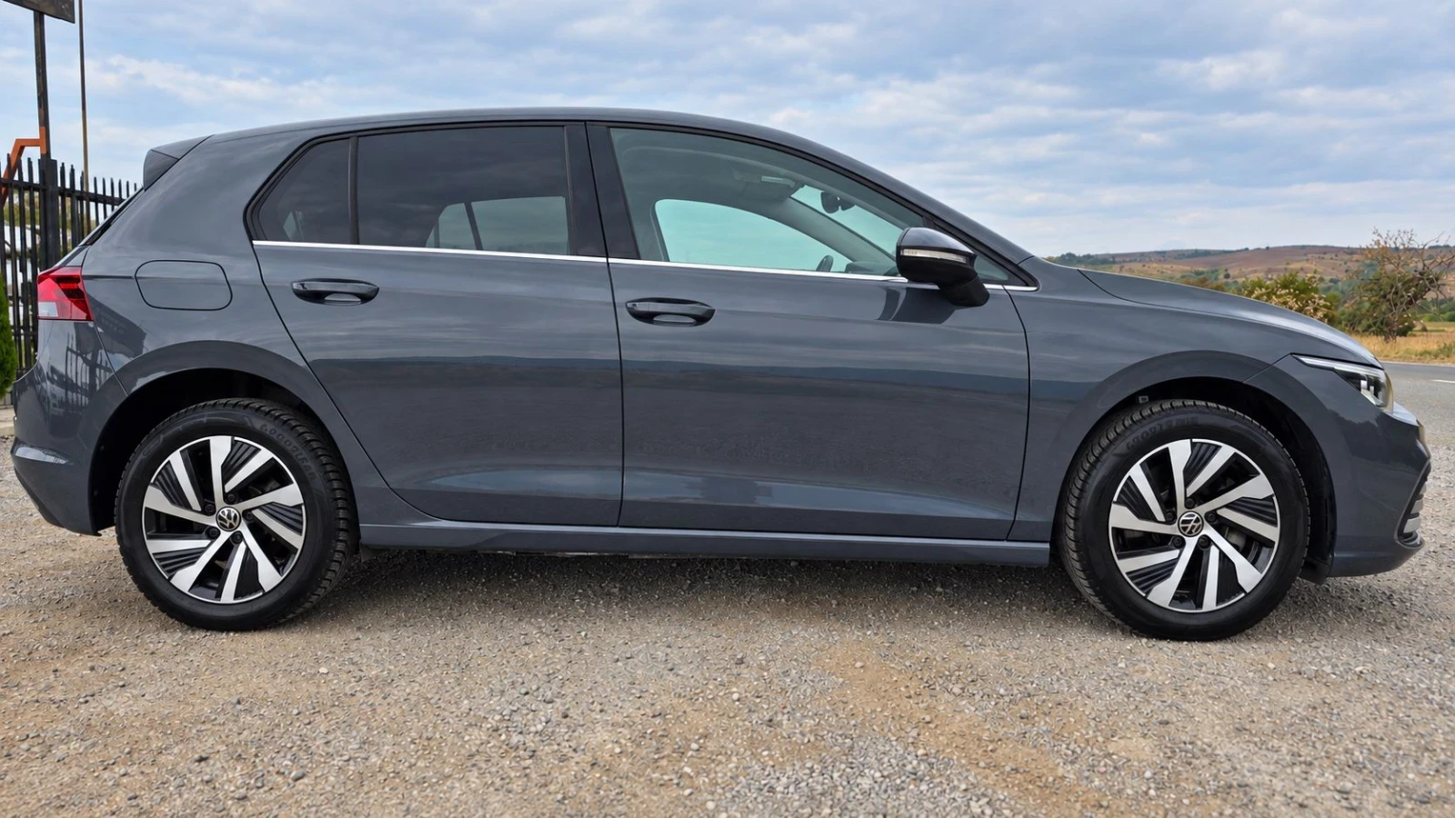 VW Golf E-Plug-in Hybrid-1.4Tsi-Style, снимка 3 - Автомобили и джипове - 56243329