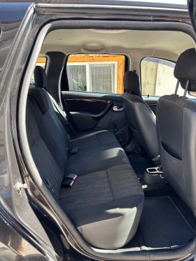 Dacia Duster, снимка 11
