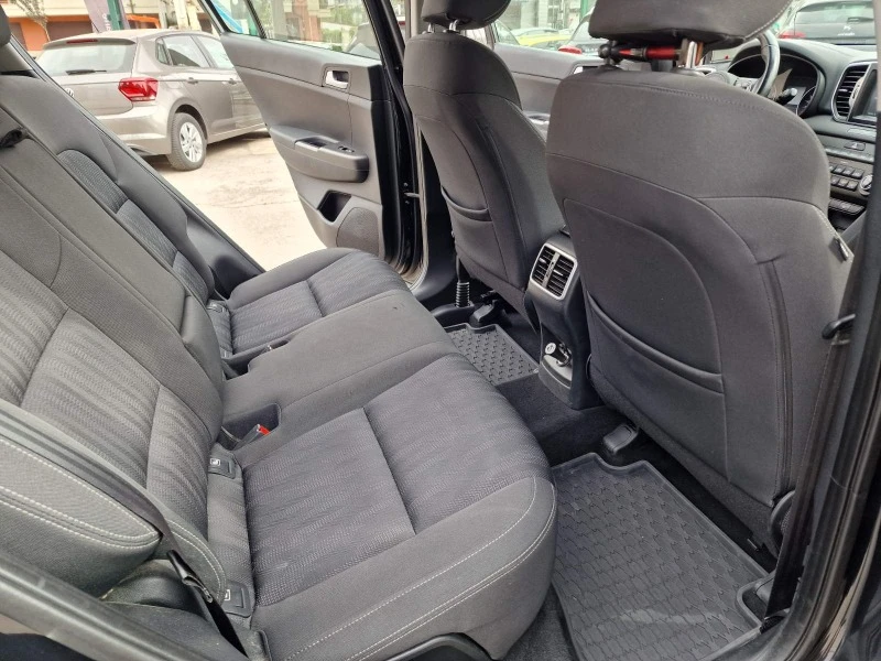 Kia Sportage 1.3 BENZ, снимка 15 - Автомобили и джипове - 46188873