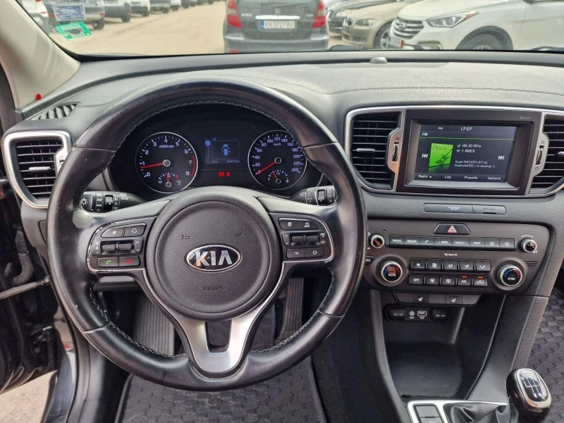 Kia Sportage 1.3 BENZ, снимка 9 - Автомобили и джипове - 46188873