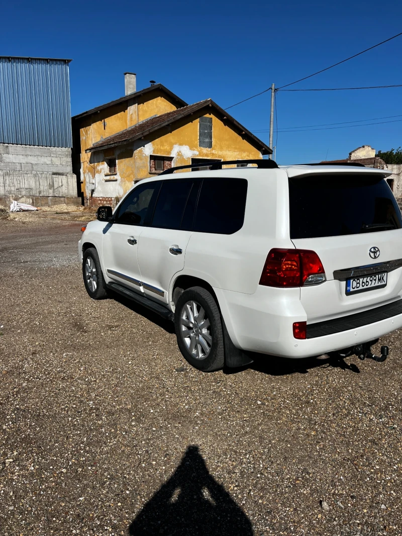 Toyota Land cruiser 200 Facelift, снимка 8 - Автомобили и джипове - 47971937