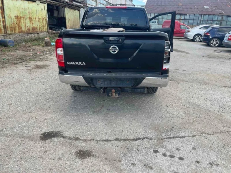 Nissan Navara, снимка 2 - Автомобили и джипове - 52452830