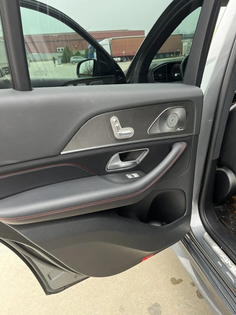 Mercedes-Benz GLE 53 4MATIC AMG, снимка 10 - Автомобили и джипове - 52653212