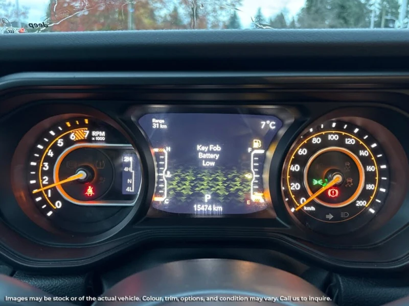 Jeep Wrangler Sahara * CARFAX * АвтоКредит * (ЦЕНА ДО БГ), снимка 10 - Автомобили и джипове - 53205639