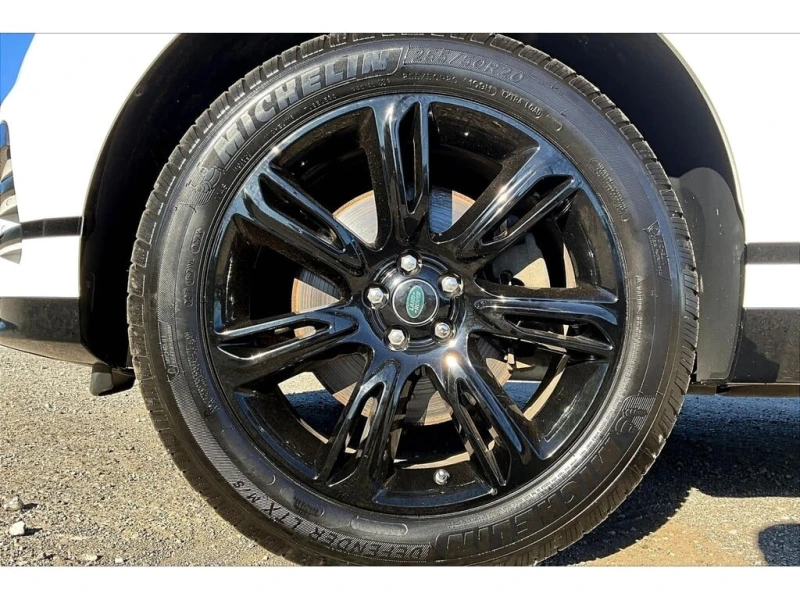 Land Rover Range Rover Velar * P340 R Dynamic S * CARFAX * ЦЕНА ДО БГ, снимка 8 - Автомобили и джипове - 53285809