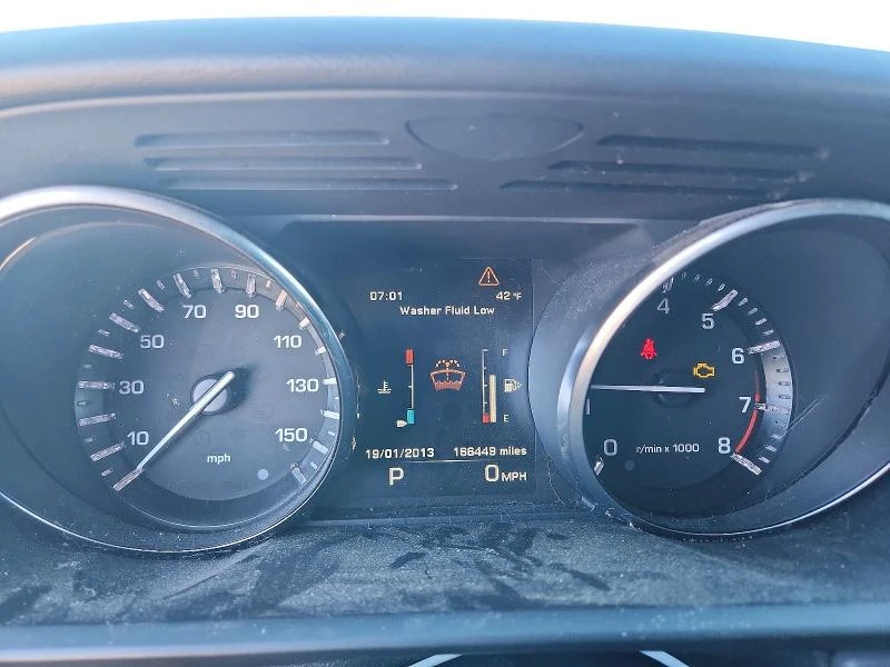 Land Rover Discovery 5.0L 8 4x4 w/Rear Wheel Drv, снимка 11 - Автомобили и джипове - 53514163