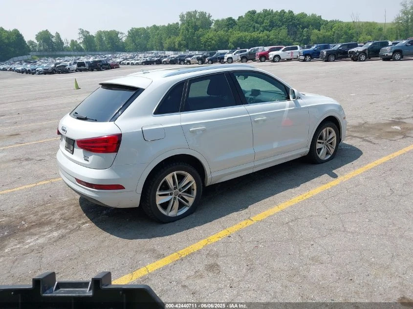 Audi Q3 2.0L I-4 DI, DOHC, VVT, TURBO, 200HP All Wheel Dri - изображение 9