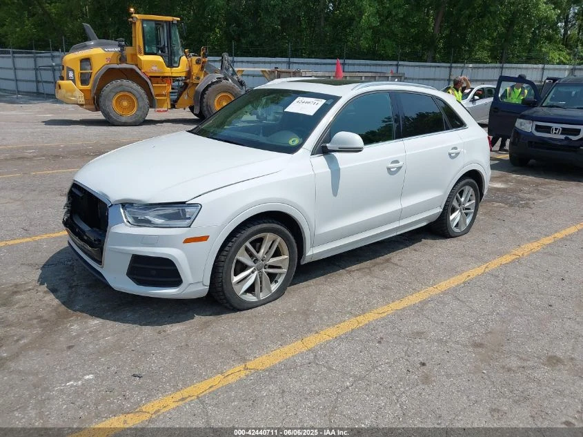 Audi Q3 2.0L I-4 DI, DOHC, VVT, TURBO, 200HP All Wheel Dri - изображение 2