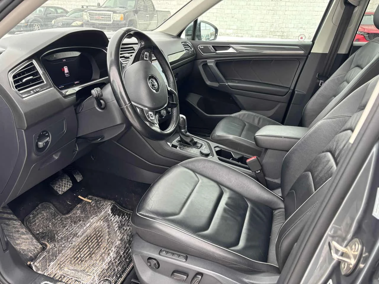 VW Tiguan * Highline * CARFAX * ЦЕНА ДО БГ - изображение 5