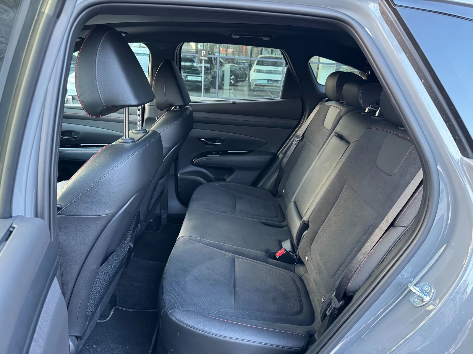 Hyundai Tucson Hybrid Luxury N-line , снимка 7 - Автомобили и джипове - 54319984