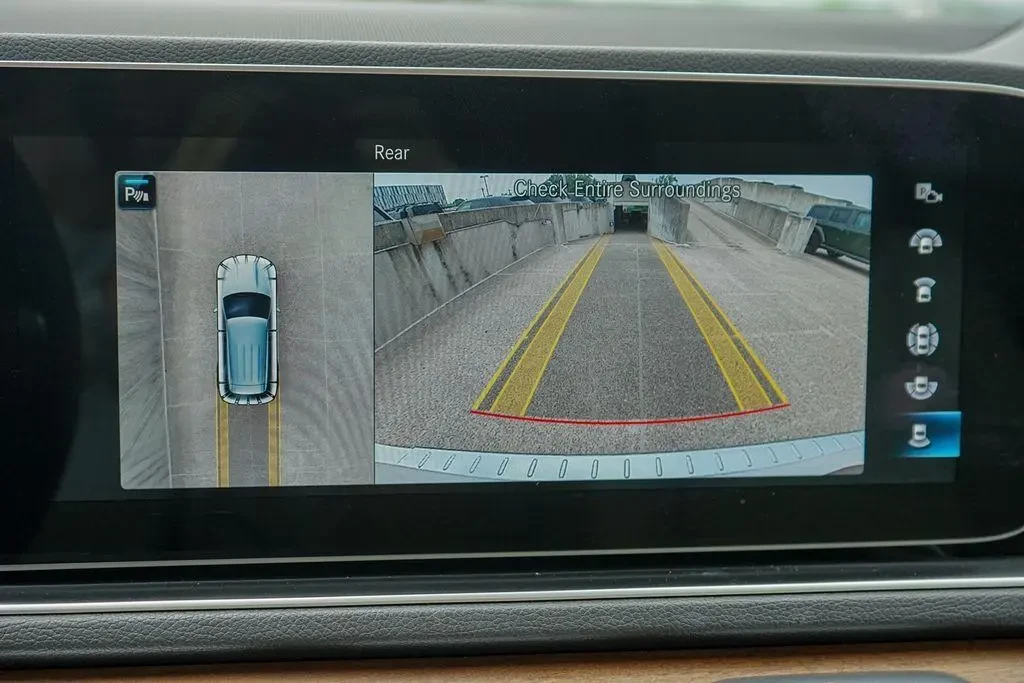 Mercedes-Benz GLE 350, снимка 16 - Автомобили и джипове - 54402738