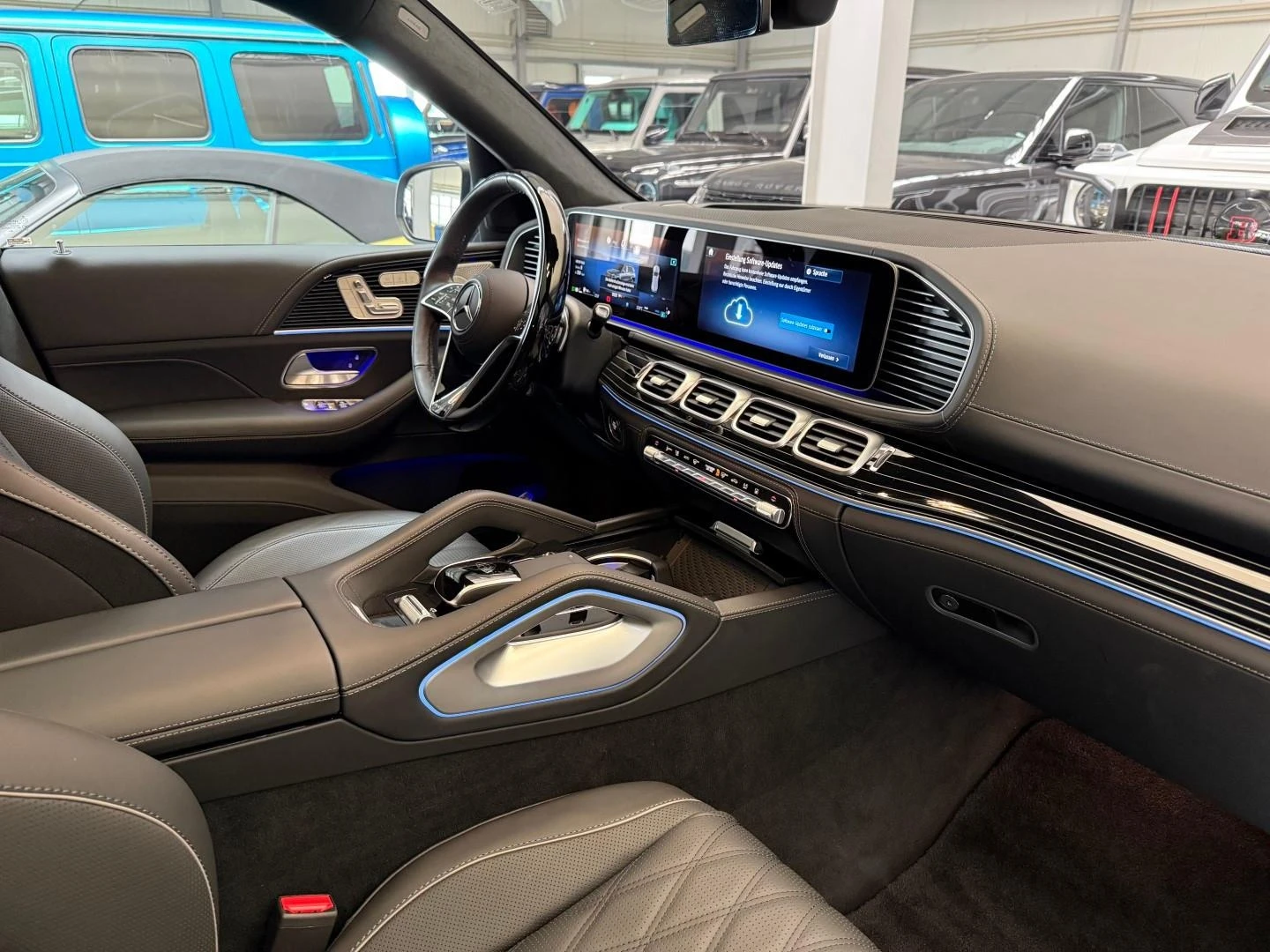 Mercedes-Benz GLS 600 MAYBACH 4-MATIC MANUFAKTUR PANORAMA , снимка 4 - Автомобили и джипове - 54904356