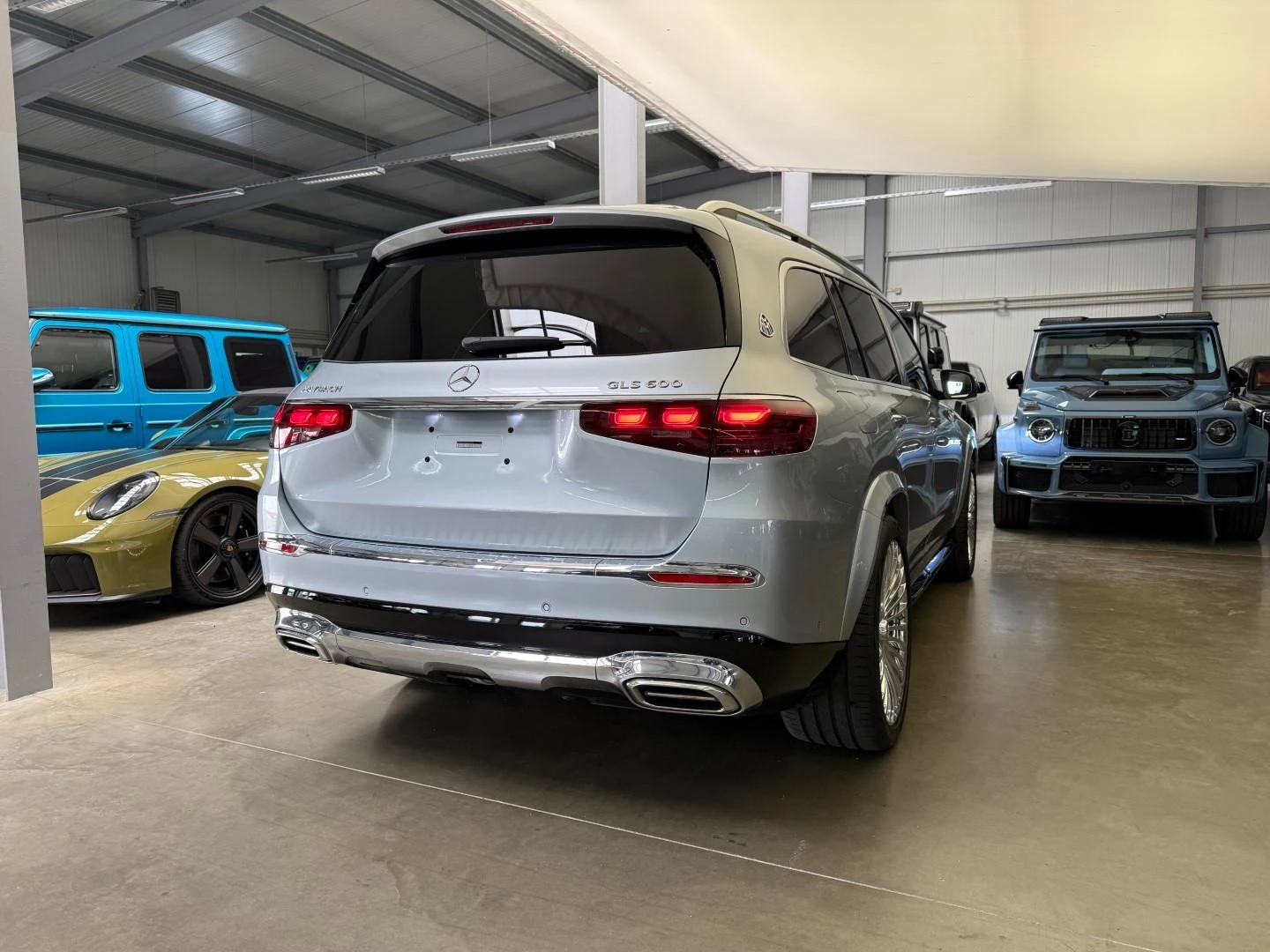 Mercedes-Benz GLS 600 MAYBACH 4-MATIC MANUFAKTUR PANORAMA , снимка 2 - Автомобили и джипове - 54904356