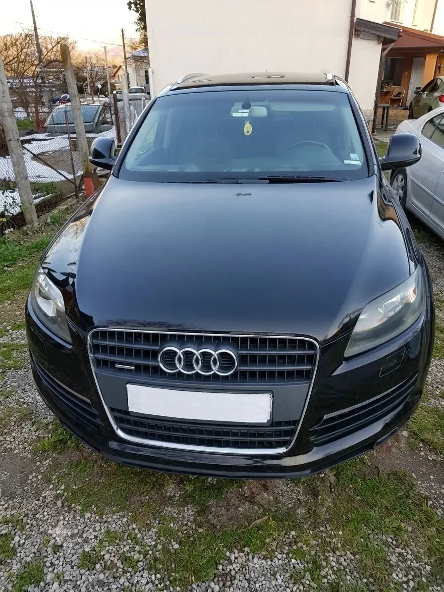 Audi Q7 3.0 TDI  239к.с.