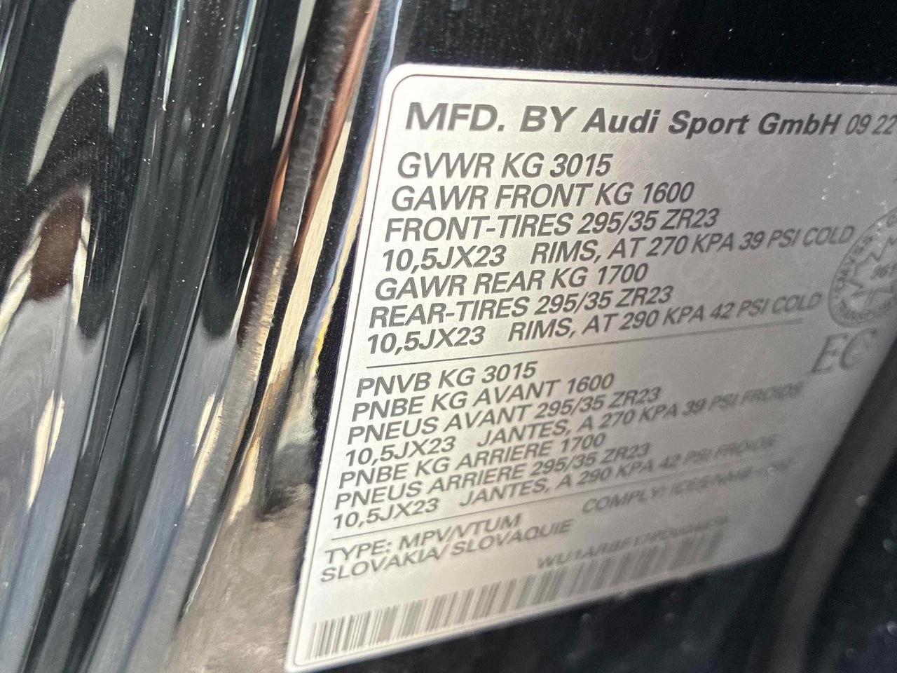 Audi Q8 4.0 TFSI quattro, снимка 10 - Автомобили и джипове - 55798369