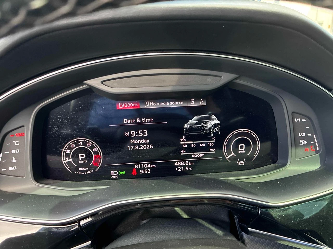 Audi Q8 4.0 TFSI quattro, снимка 8 - Автомобили и джипове - 55798369