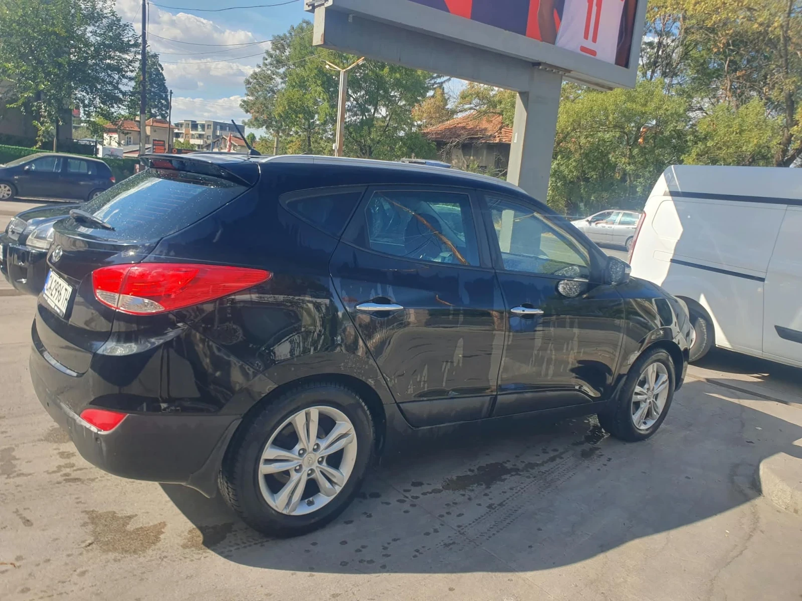 Hyundai IX35, снимка 3 - Автомобили и джипове - 56043600