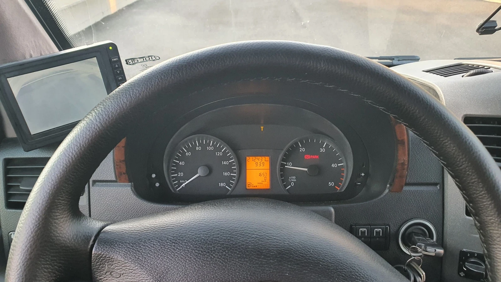 Mercedes-Benz Sprinter 515 Нов внос 23 местен, снимка 9 - Бусове и автобуси - 53801685