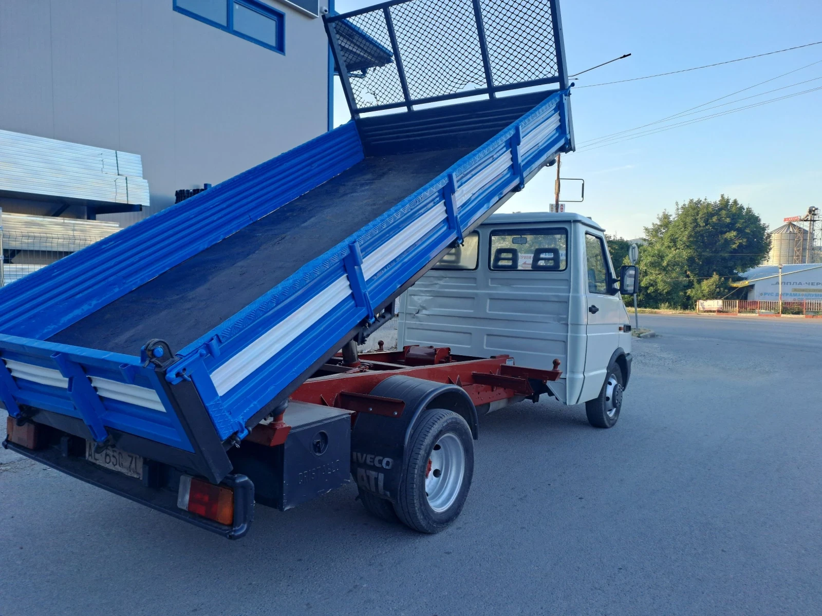 Iveco 3512 120кс.3стр.помпа на скорости, снимка 2 - Бусове и автобуси - 54962622