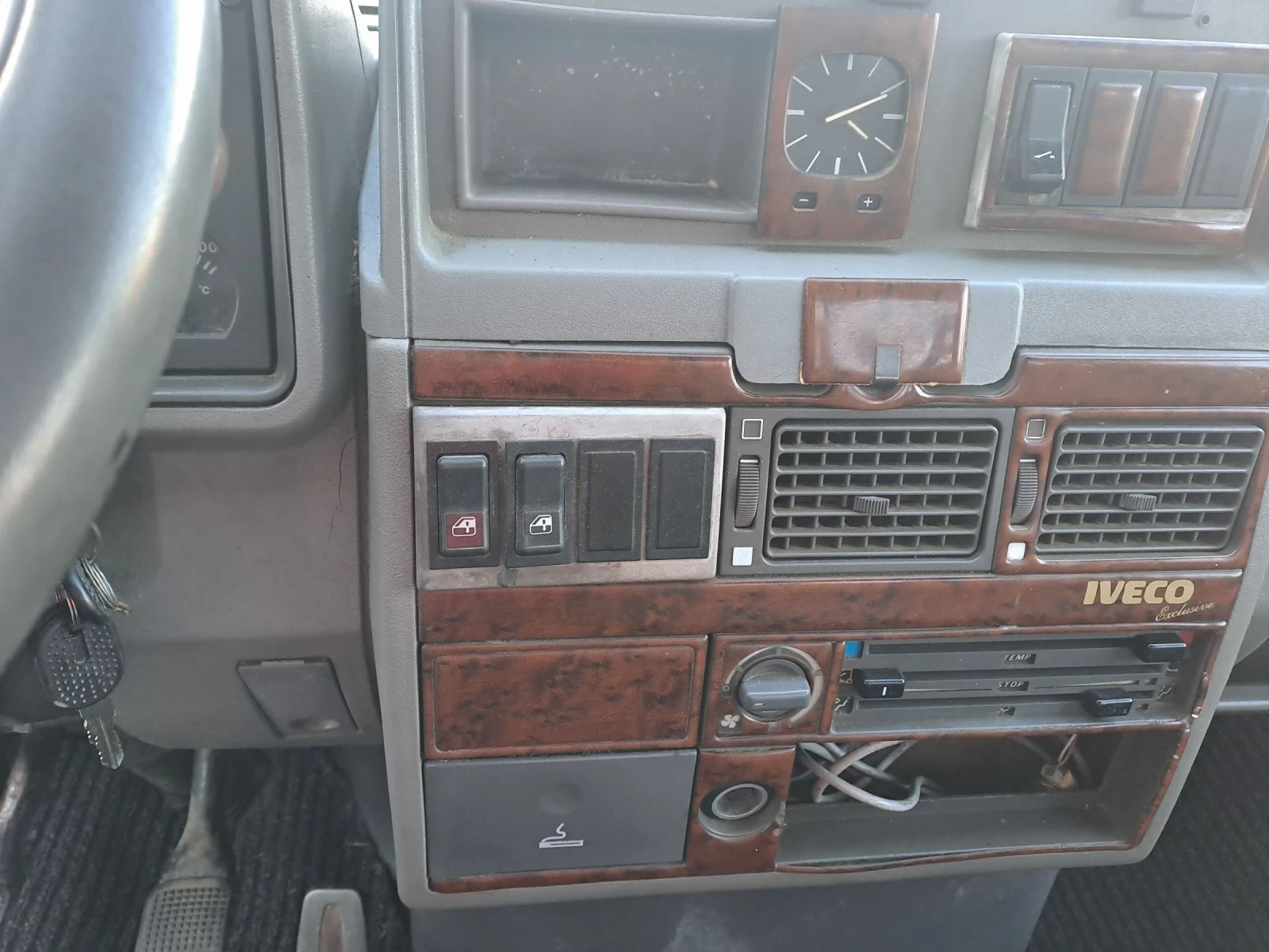 Iveco 3512 120кс.3стр.помпа на скорости, снимка 4 - Бусове и автобуси - 54962622