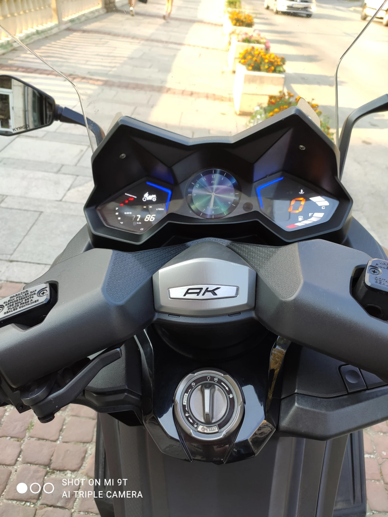 Kymco AK 550, снимка 9 - Мотоциклети и мототехника - 55709416