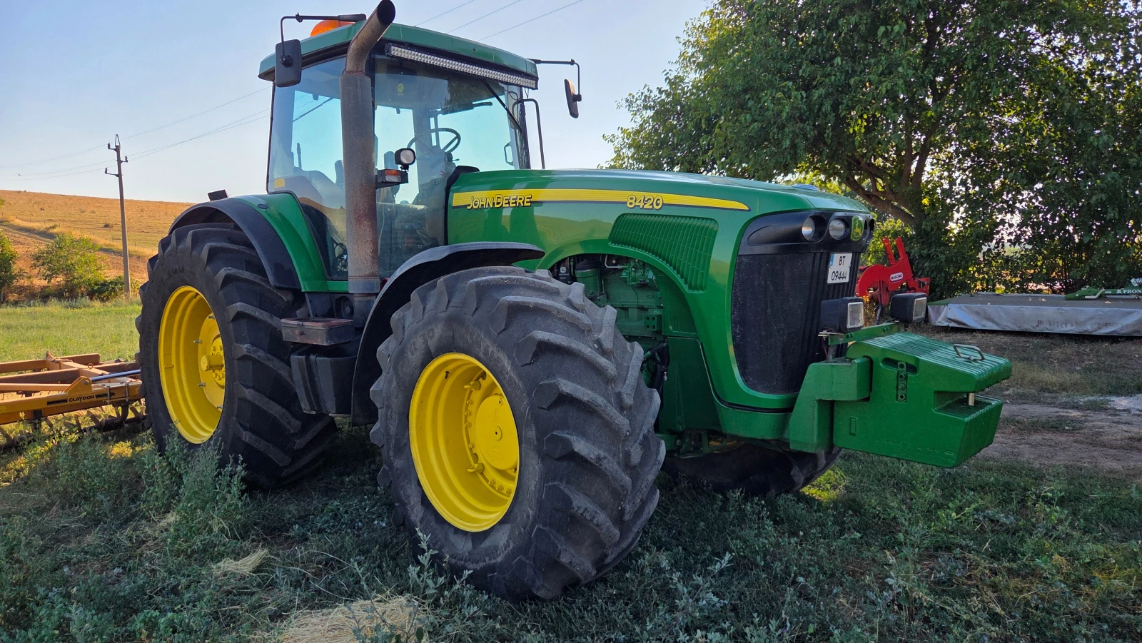 Трактор John Deere 8420, снимка 5 - Селскостопанска техника - 55742884