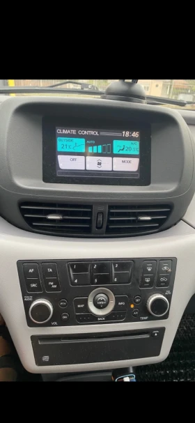 Nissan Almera tino 1.8i, Регистриран, ЕВРО 4, Климатроник, Вс.платено, снимка 10